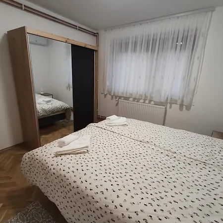 Lidija Apartman *